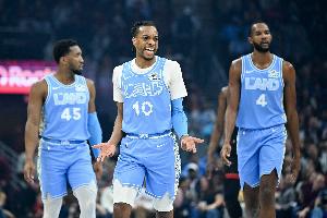 贝弗利：不看好骑士本赛季夺冠 没人害怕他们&amp;除非双枪做好防守